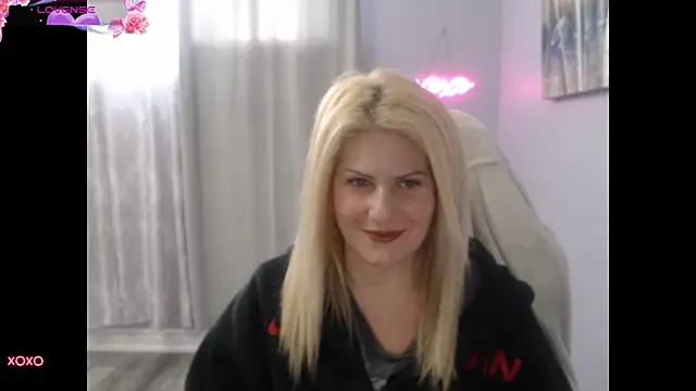 Snapshot of BellaStar84 chatting on 09-15-25, 12:27 BellaStar84 online show from 09-15-25, 12:27