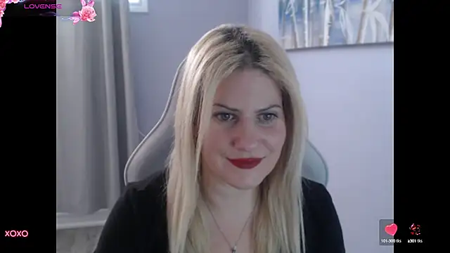 Snapshot of BellaStar84 chatting on 10-02-25, 12:34 BellaStar84 online show from 10-02-25, 12:34