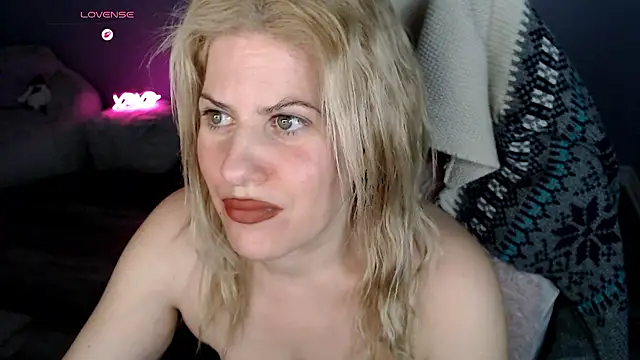 BellaStar84 online show from 01-09-26, 11:57