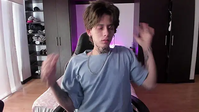 xIce Boy online show from 02-07-26, 01:15