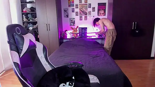 xIce Boy online show from 03-21-26, 07:17