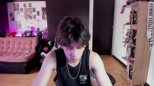 xIce Boy online show from 06-15-26, 02:52