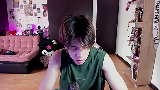 xIce Boy online show from 06-16-26, 03:25