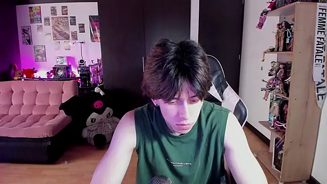 xIce Boy online show from 06-17-26, 02:18