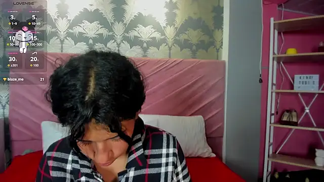 Snapshot of Karin_Ks chatting on 02-11-26, 03:44 Karin Ks online show from 02-11-26, 03:44