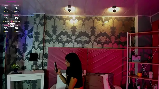 Snapshot of Karin_Ks chatting on 03-25-26, 03:12 Karin Ks online show from 03-25-26, 03:12