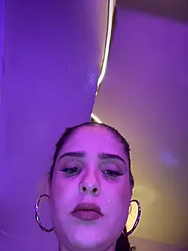 Snapshot of LoganPeny chatting on 11-12-25, 05:19 LoganPeny online show from 11-12-25, 05:19