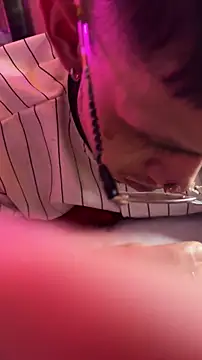 Snapshot of LoganPeny chatting on 11-22-25, 08:02 LoganPeny online show from 11-22-25, 08:02