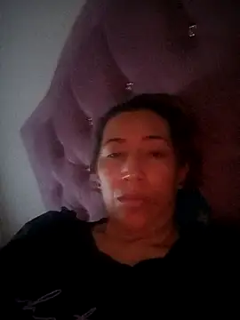 Snapshot of melany-92xxx chatting on 11-30-25, 10:03 melany-92xxx online show from 11-30-25, 10:03