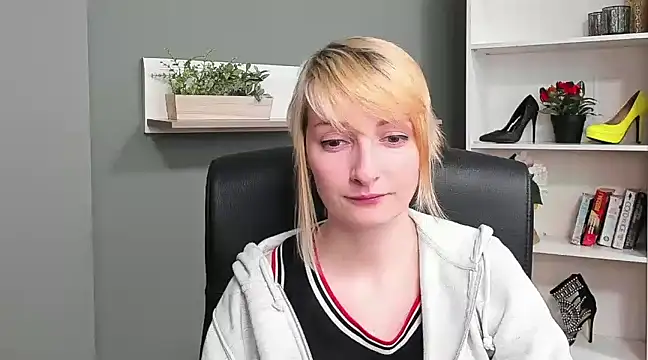 hottieBlair online show from 03-17-25, 10:49