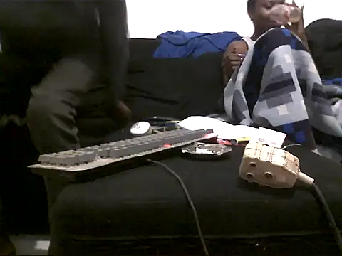 Shaka2428 online show from 10-06-25, 10:07