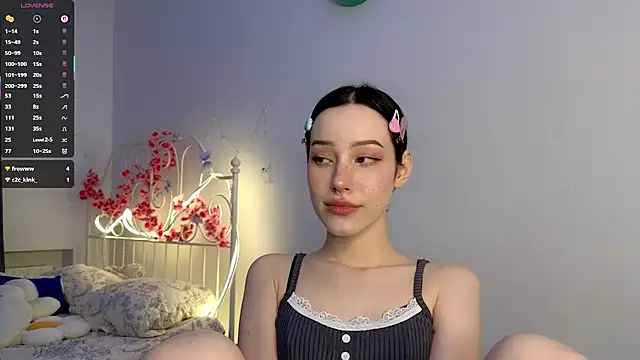 Snapshot of glamourr chatting on 09-16-25, 07:59 glamourr online show from 09-16-25, 07:59