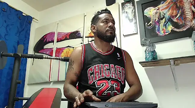 BladeFoxxx1 online show from 03-13-25, 04:12