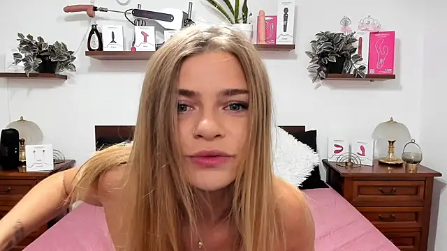 HaleyReedme online show from 09-09-25, 07:19