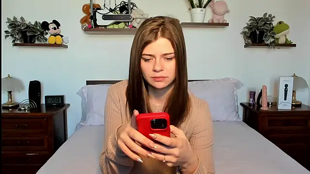 Snapshot of HaleyReedme chatting on 02-13-26, 08:10 HaleyReedme online show from 02-13-26, 08:10