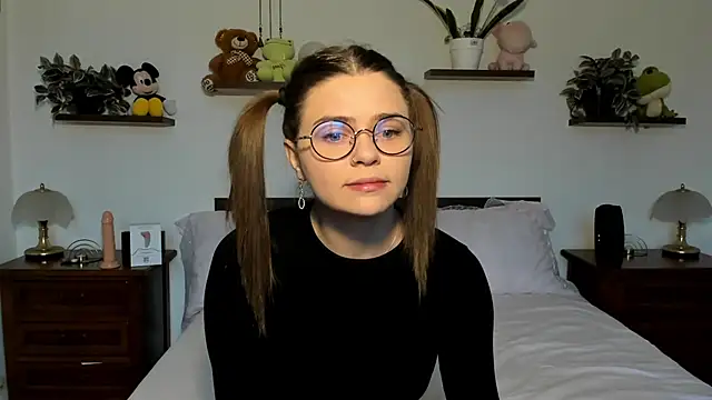 Snapshot of HaleyReedme chatting on 02-24-26, 07:39 HaleyReedme online show from 02-24-26, 07:39