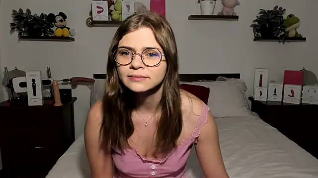 Snapshot of HaleyReedme chatting on 02-25-26, 07:51 HaleyReedme online show from 02-25-26, 07:51