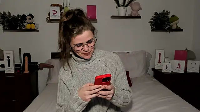 Snapshot of HaleyReedme chatting on 02-26-26, 07:46 HaleyReedme online show from 02-26-26, 07:46