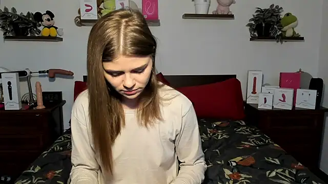 Snapshot of HaleyReedme chatting on 03-04-26, 07:47 HaleyReedme online show from 03-04-26, 07:47