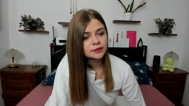 Snapshot of HaleyReedme chatting on 04-18-26, 06:28 HaleyReedme online show from 04-18-26, 06:28