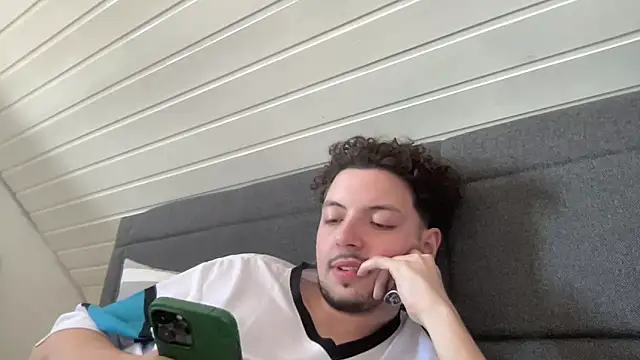 Sabo01 online show from 03-18-25, 12:47