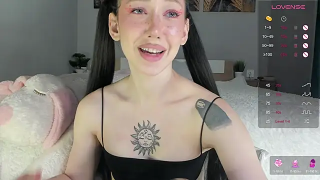 Say luna online show from 03-22-25, 11:31