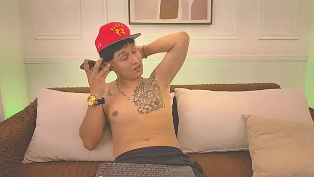 Stone grey1  online show from 04-24-26, 03:20