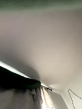 Snapshot of CosmiccAlai chatting on 11-08-25, 09:35 CosmiccAlai online show from 11-08-25, 09:35