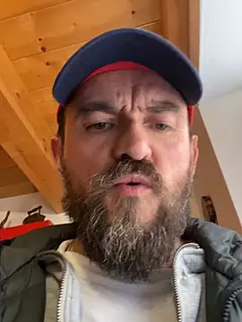 Snapshot of Rimmingtop chatting on 03-12-26, 01:06 Rimmingtop online show from 03-12-26, 01:06