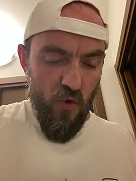 Snapshot of Rimmingtop chatting on 03-19-26, 12:53 Rimmingtop online show from 03-19-26, 12:53