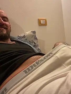 Snapshot of Rimmingtop chatting on 04-30-26, 08:57 Rimmingtop online show from 04-30-26, 08:57