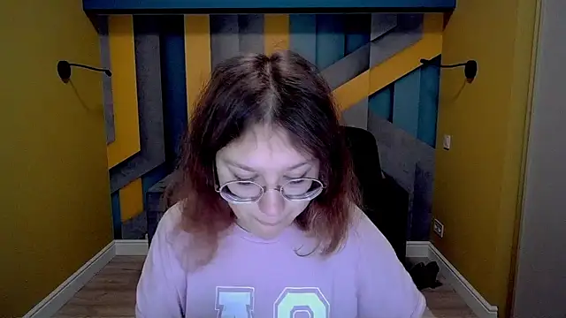 AngelinaLow online show from 03-16-25, 06:31