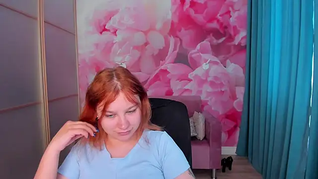 AngelinaLow online show from 06-16-26, 11:24