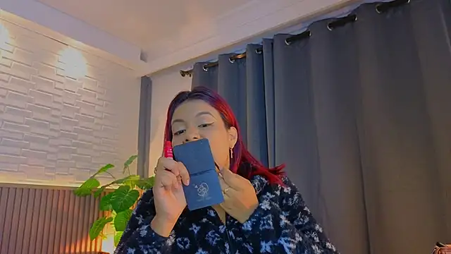 TiffanyWalk online show from 09-25-25, 11:25