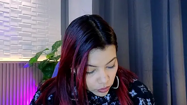 Snapshot of TiffanyWalk chatting on 10-23-25, 10:36 TiffanyWalk online show from 10-23-25, 10:36