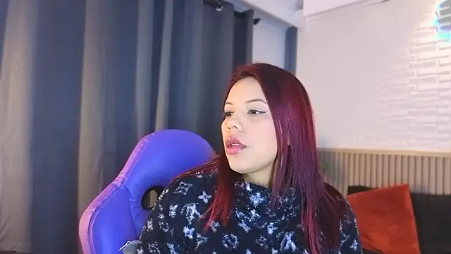 Snapshot of TiffanyWalk chatting on 01-16-26, 11:36 TiffanyWalk online show from 01-16-26, 11:36