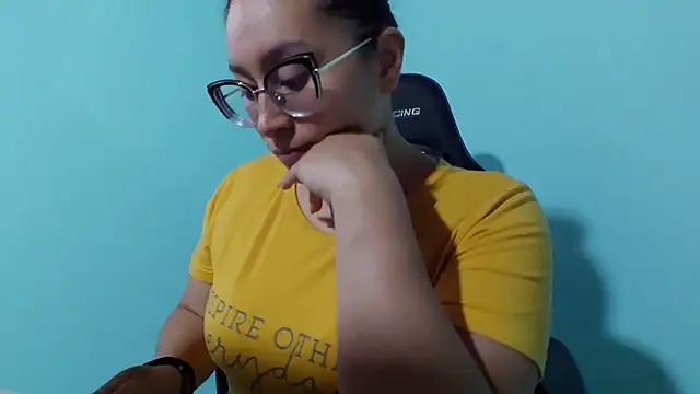 cloe starr online show from 11-04-25, 12:43