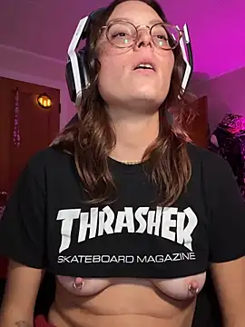 SpaceCowWhore online show from 10-02-25, 12:17