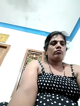 kissmetha online show from 03-19-25, 05:17