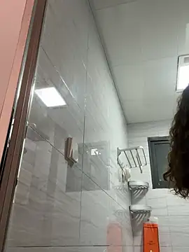 aa520uv online show from 02-04-26, 02:45