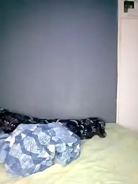 Snapshot of HerPleasure2025 chatting on 09-16-25, 05:41 HerPleasure2025 online show from 09-16-25, 05:41