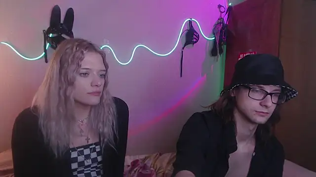 Your Horny Friends online show from 03-18-25, 12:16