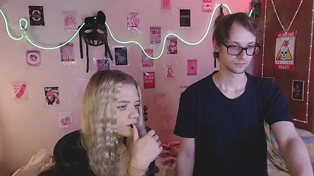 Your Horny Friends online show from 09-23-25, 01:36