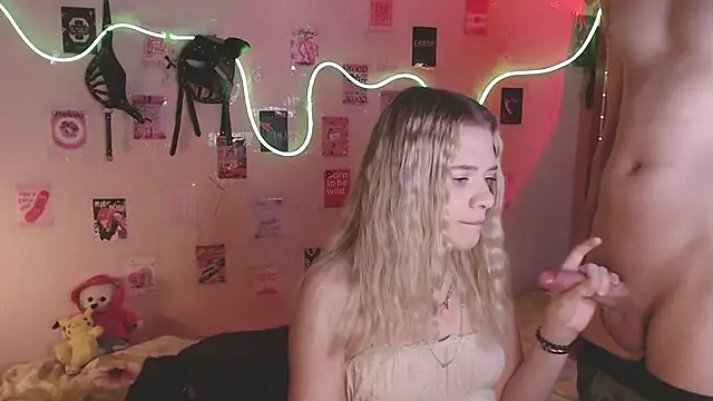 Your Horny Friends online show from 10-18-25, 01:56