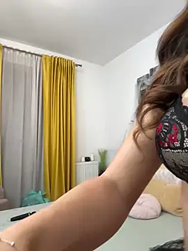 Snapshot of CelineReys chatting on 10-14-25, 05:36 CelineReys online show from 10-14-25, 05:36