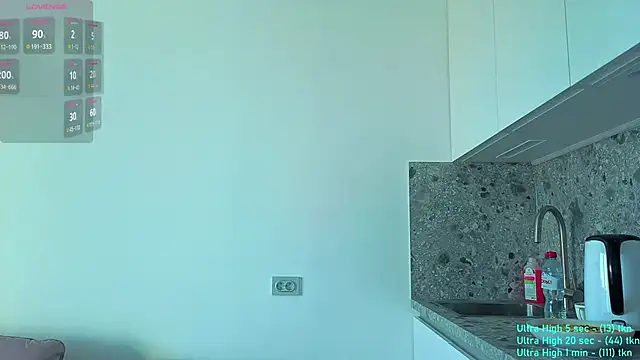 Danny  Magic online show from 09-29-25, 01:16