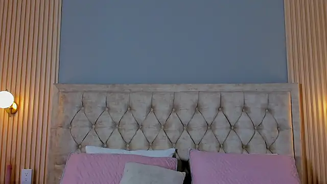 Hera goddesss online show from 09-27-25, 07:52