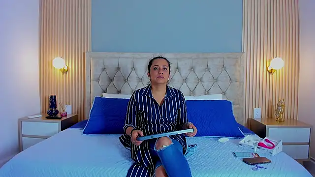 Hera goddesss online show from 10-06-25, 07:33