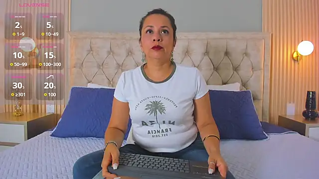 Hera goddesss online show from 11-04-25, 07:46