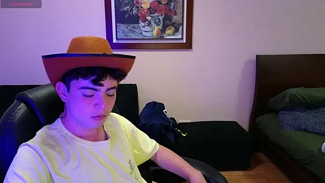 lukeboyce33 online show from 02-10-26, 11:31